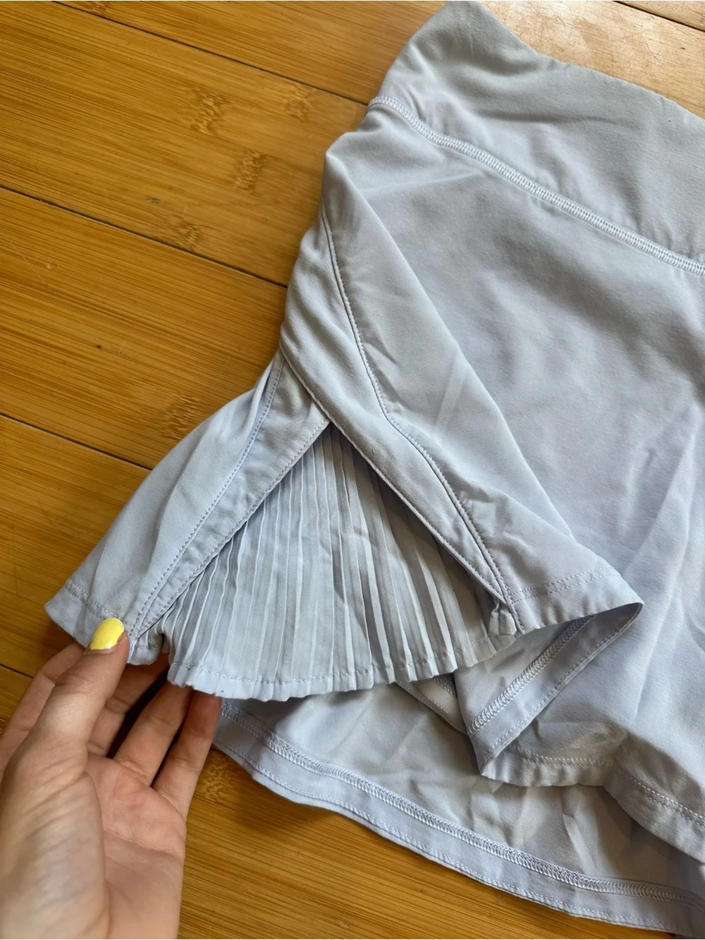 lululemon athletica small scuff